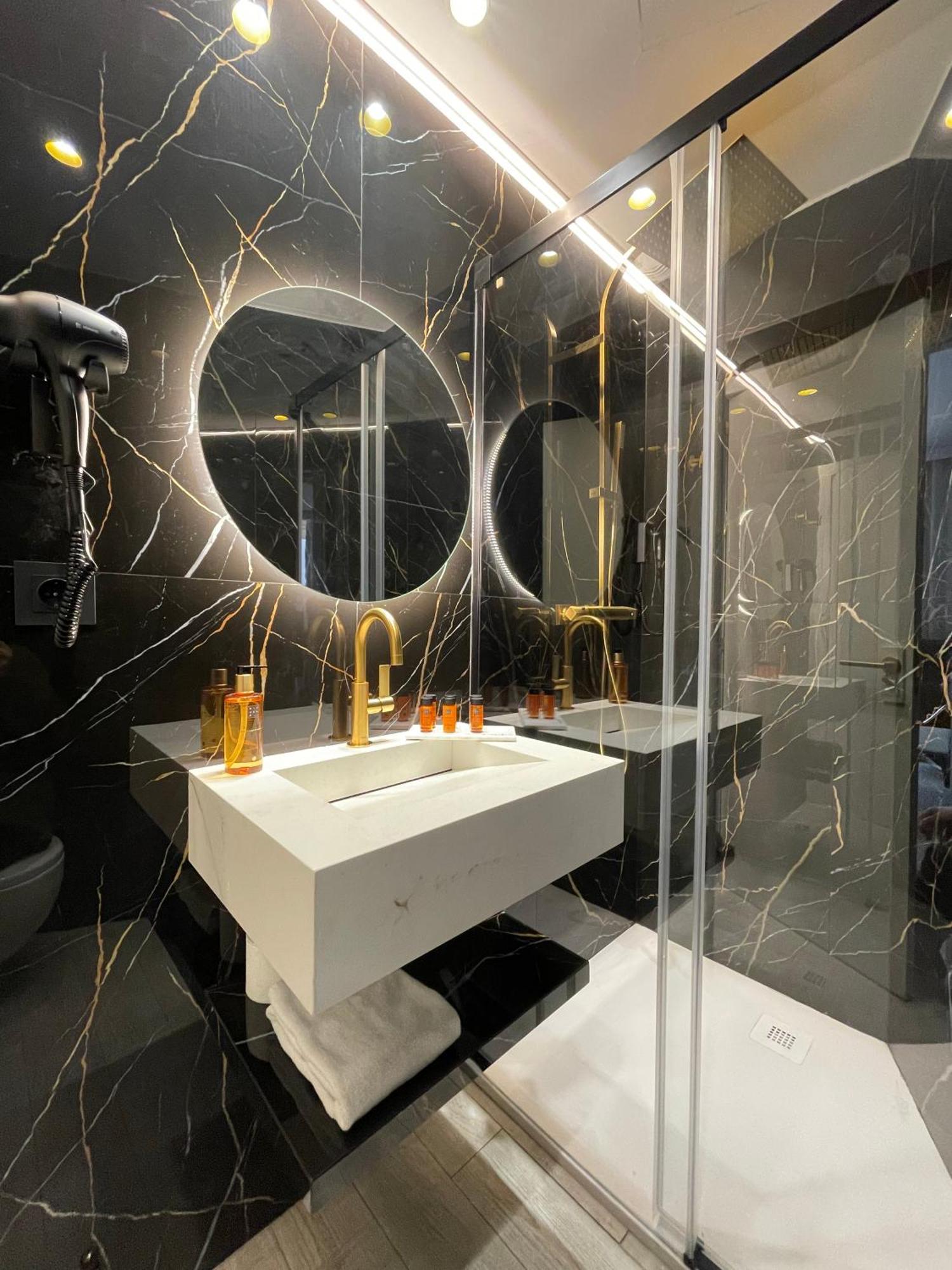 Apartamentos Sevilla Centro Eksteriør bilde
